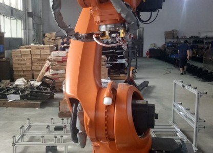 Quick Change Robot System Applied to Handling and Palletizing Projects